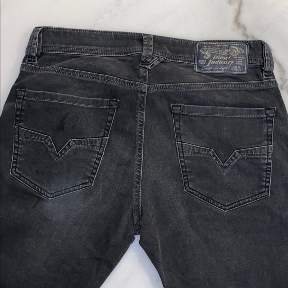 🔥Diesel Larkee Regular Straight Fit Jeans - Picture 4 of 5